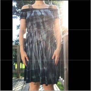 America Eagle off the shoulder dress size M